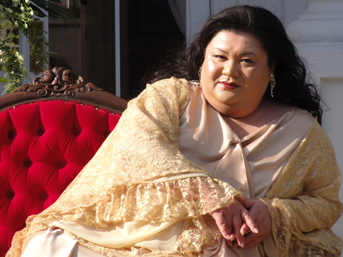 マツコデラックス年収は7億否定 番組別ギャラから衝撃の金額を予測