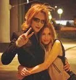 Yoshikiと工藤静香フライデー写真 元彼を踏み台にキムタクと結婚 画像