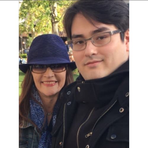 布施明がオリビアハッセーに慰謝料3億円 子供の親権も取られ理不尽