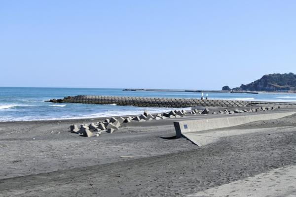 画像 バンクシー五輪会場イラストどこ 千葉の釣ヶ崎海岸は本物